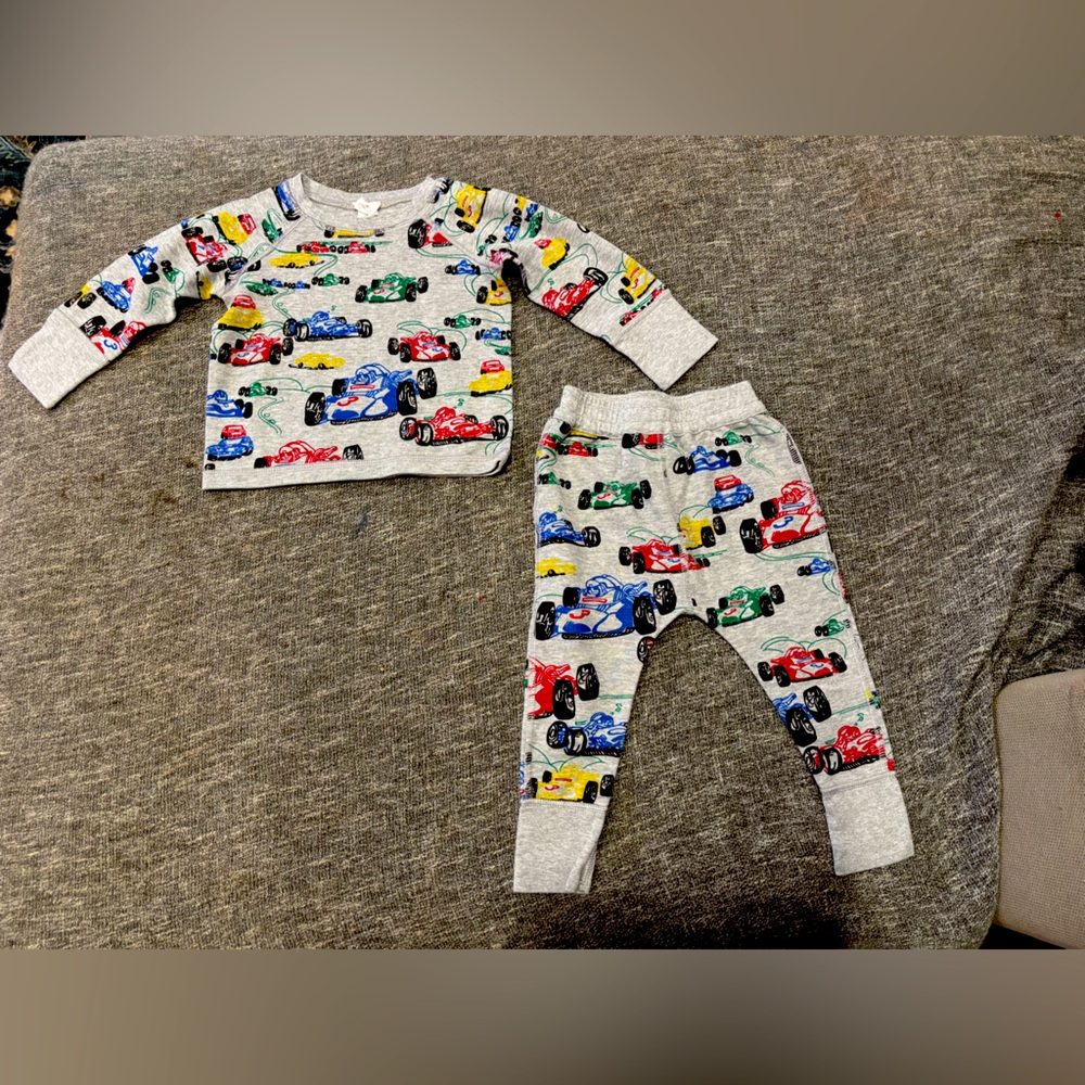 Hanna Andersson Gray Cars toddler pijama set top and bottom  12-18m